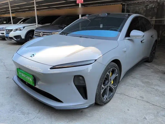 Фотография автомобиля — Nio ET5 Touring