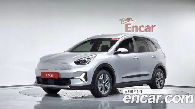 Kia Niro Niro Plus Air — Фото автомобиля 8