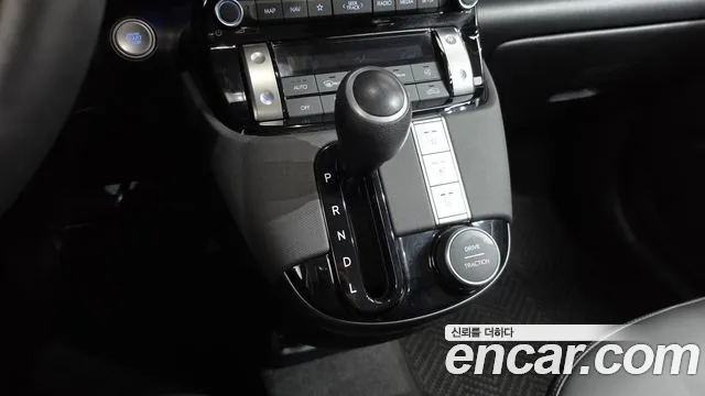 Hyundai Casper Casper Essential — Фото автомобиля 9