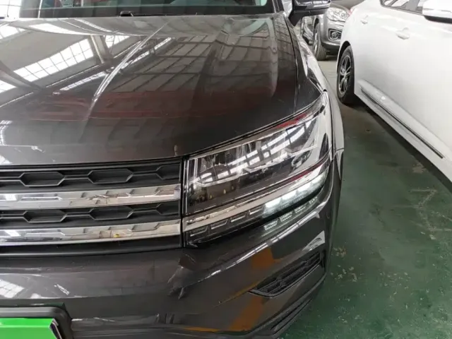 Volkswagen Tharu — Фото автомобиля 17