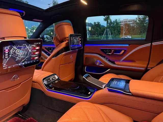 Mercedes-Benz Maybach S-Class — Фото автомобиля 13