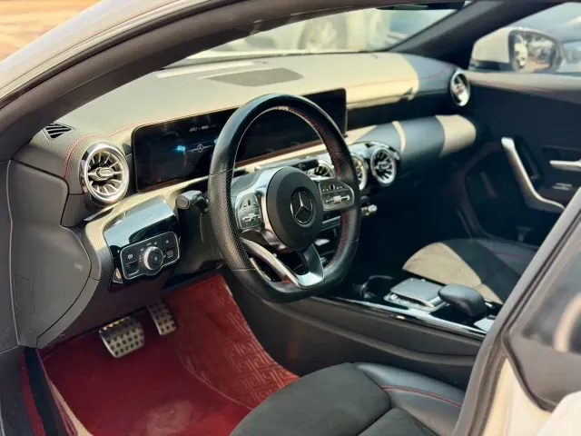Mercedes-Benz CLA-Class — Фото автомобиля 13