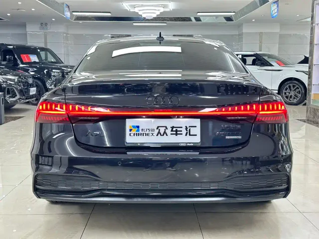 Audi A7L — Фото автомобиля 5