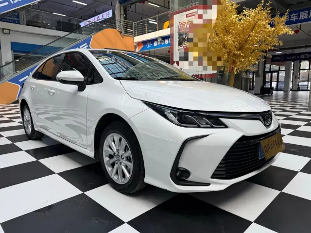 Toyota Corolla — Фото автомобиля 3