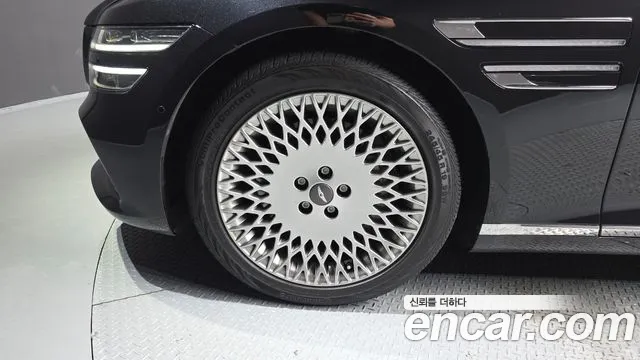 Genesis G80 Бензин 2.5 турбо AWD — Фото автомобиля 4