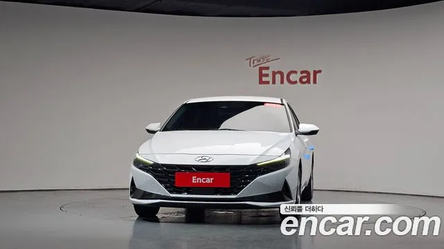 Hyundai AVANTE Avante (CN7) — Фото автомобиля 2