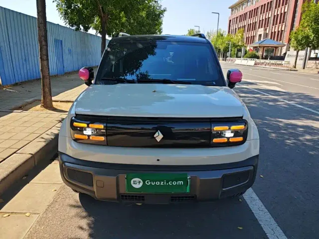 Baojun Yep Plus — Фото автомобиля 2