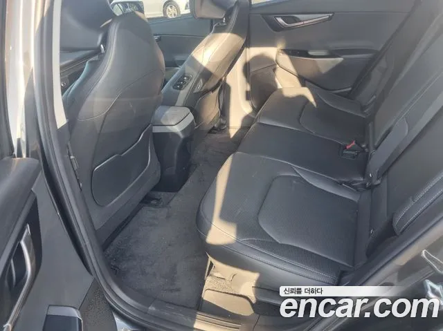 Kia EV6 EV6 (New) — Фото автомобиля 10