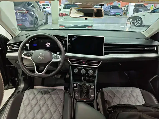 Volkswagen Sagitar — Фото автомобиля 9
