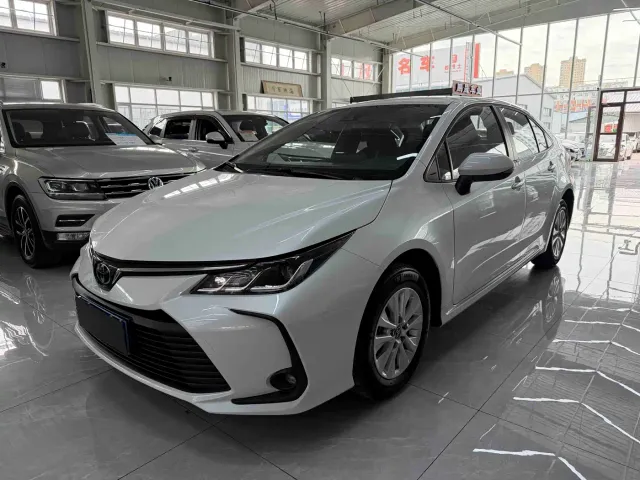 Фотография автомобиля — Toyota Corolla