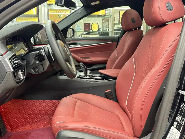 BMW 5 Series — Фото автомобиля 8