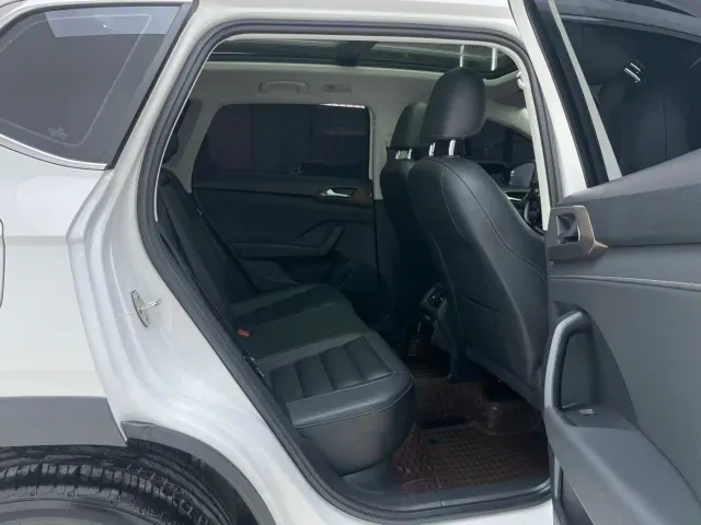 Volkswagen Tharu — Фото автомобиля 28