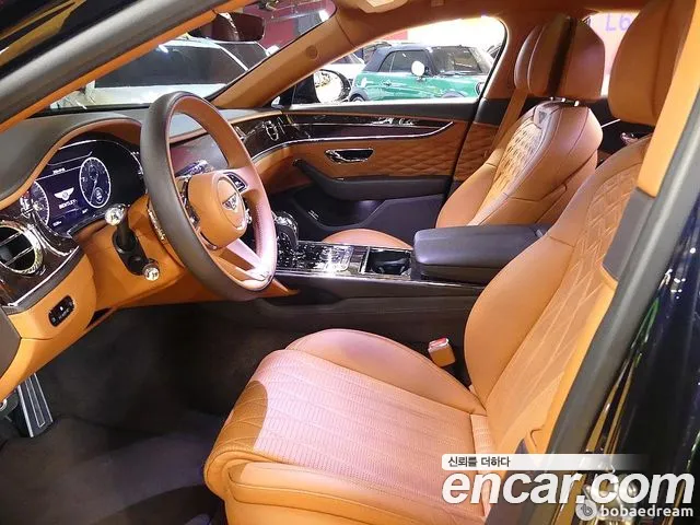 Bentley Flying Spur Generation 3 — Фото автомобиля 8