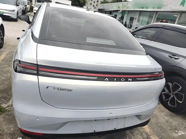 GAC Aion S MAX — Фото автомобиля 5