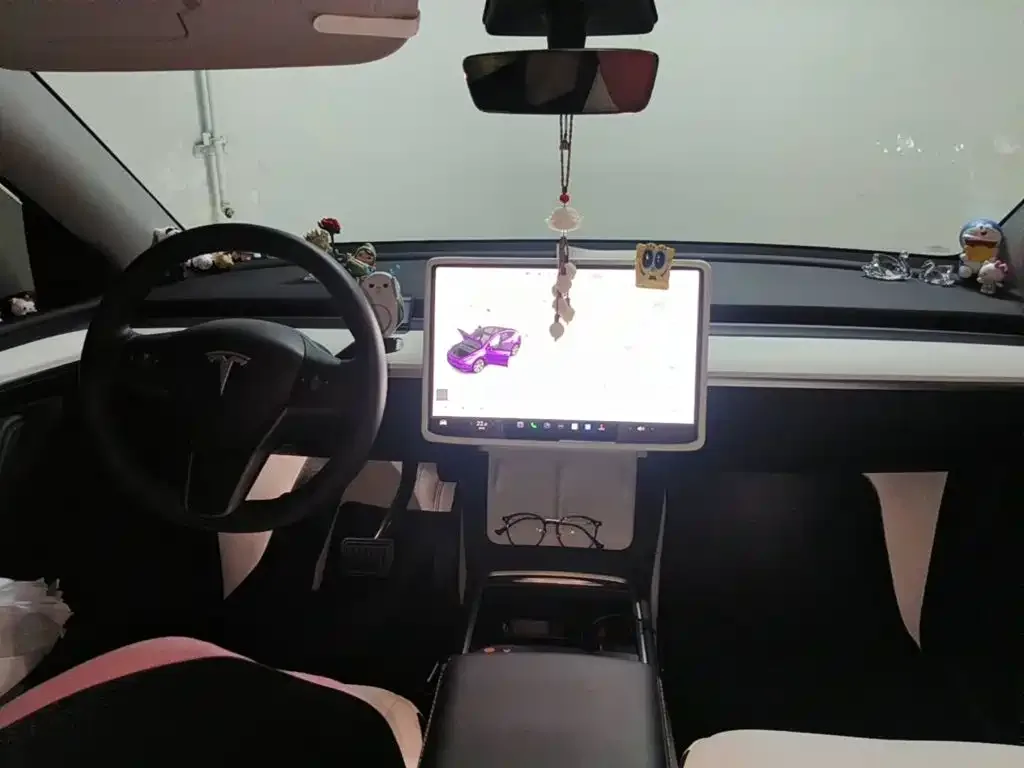 Tesla Model Y 2022 Facelift Rear-Wheel Drive Version — Фото автомобиля 12