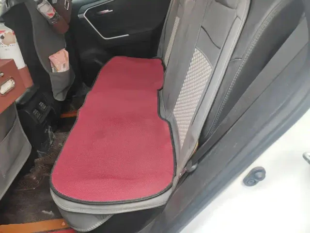 Toyota RAV4 — Фото автомобиля 13