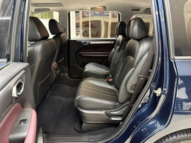 GAC Trumpchi M6 — Фото автомобиля 12