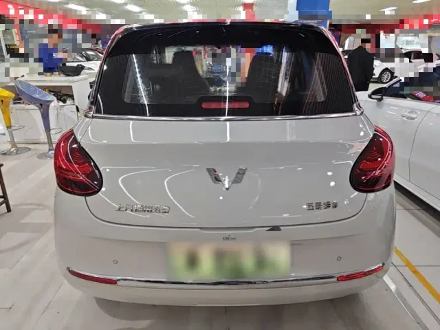 Wuling Bingo — Фото автомобиля 5