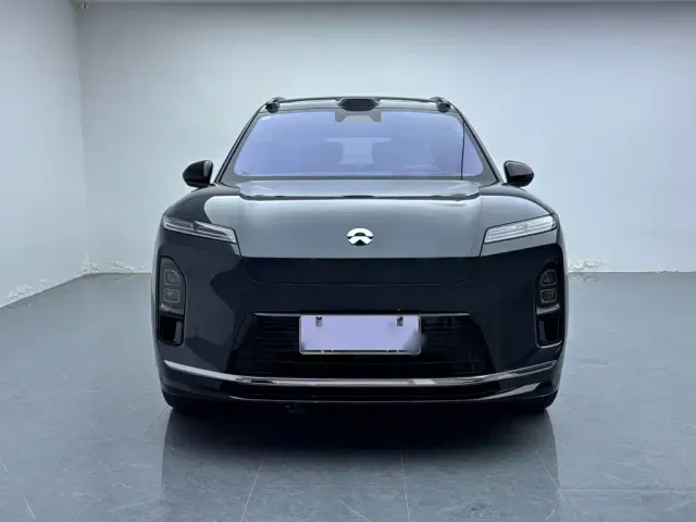 Nio ES8 — Фото автомобиля 2