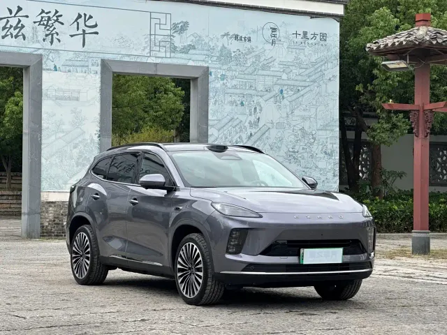 Exeed Starway E05 — Фото автомобиля 3