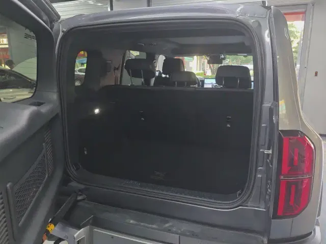 BYD FangChengBao Leopard 5 — Фото автомобиля 9
