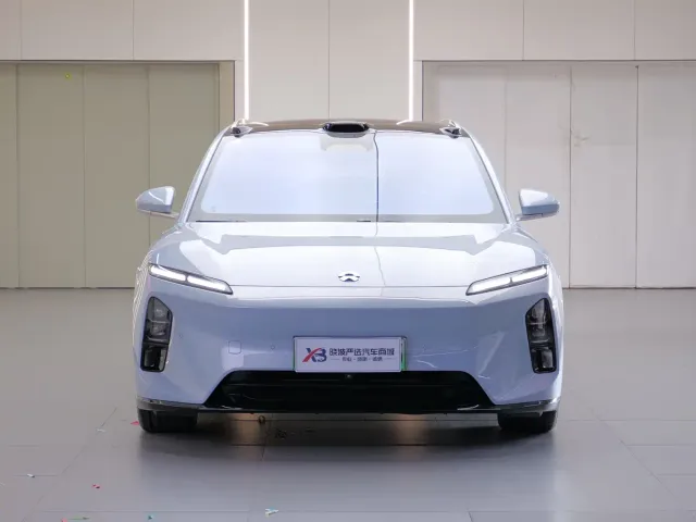 Nio ET5 Touring — Фото автомобиля 2