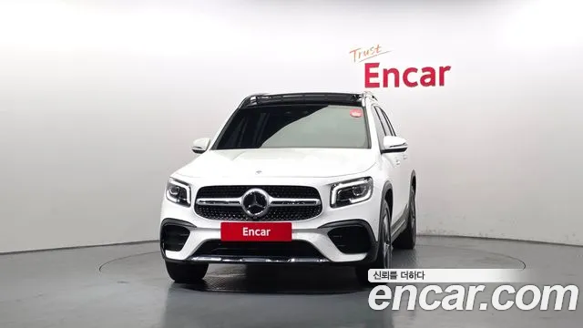 Mercedes-Benz GLB-Class — Фото автомобиля 3