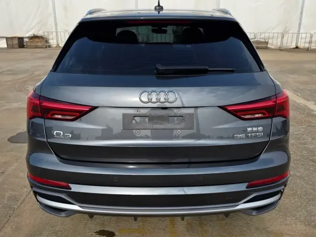 Audi Q3 — Фото автомобиля 13