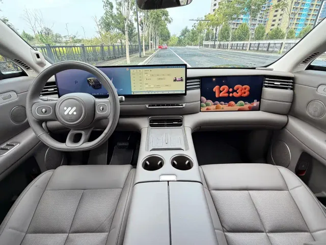 IM Motors LS6 — Фото автомобиля 13