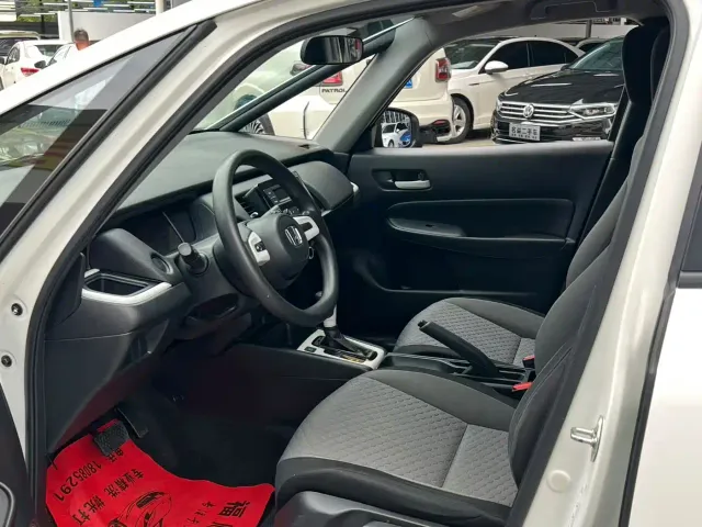 Honda Fit — Фото автомобиля 7