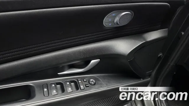 Hyundai Avante CN7 — Фото автомобиля 28