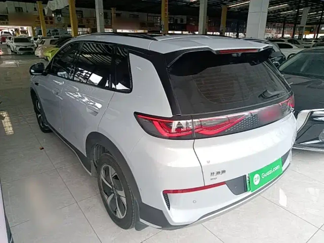 BYD Sealion 05 EV — Фото автомобиля 4