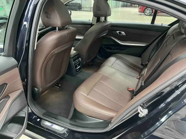 BMW 3 Series — Фото автомобиля 19
