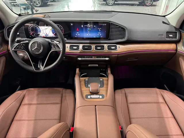 Mercedes-Benz GLE-Class — Фото автомобиля 9