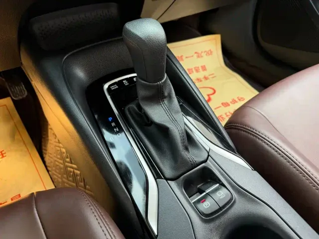 Toyota Corolla — Фото автомобиля 9