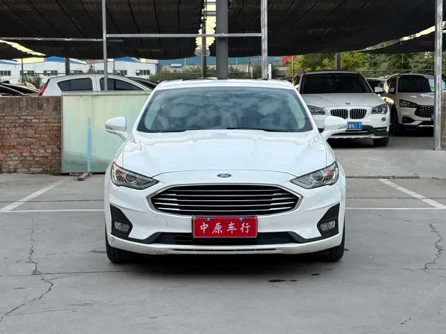 Ford Mondeo — Фото автомобиля 2