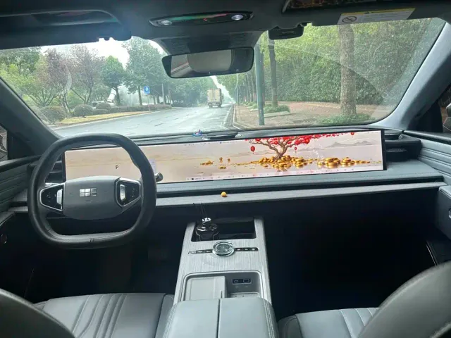 Geely Galaxy E8 — Фото автомобиля 4