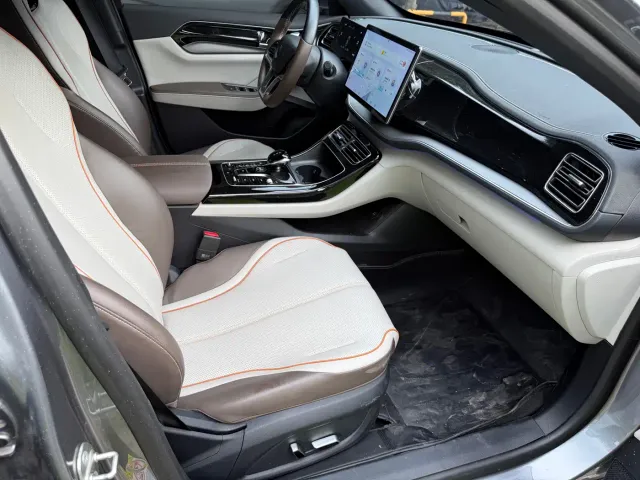 BYD Qin PLUS — Фото автомобиля 7