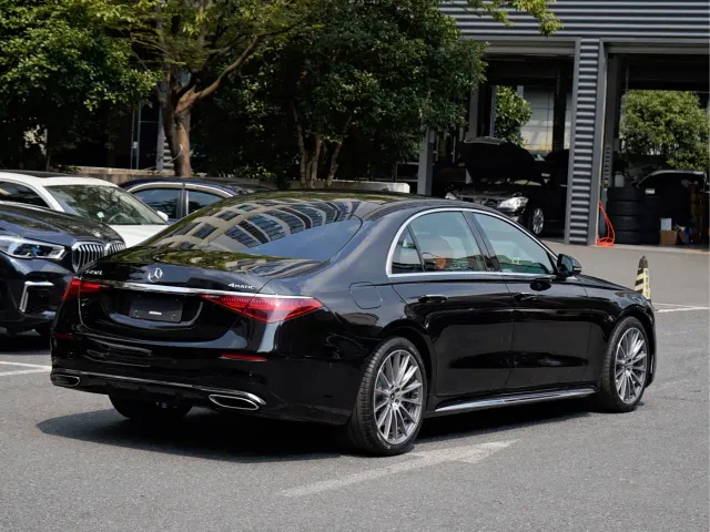 Mercedes-Benz S-Class — Фото автомобиля 4