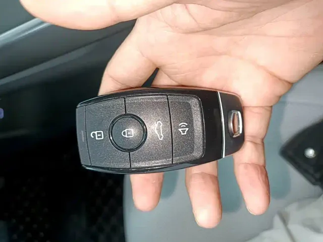 Arcfox Alpha S5 — Фото автомобиля 8