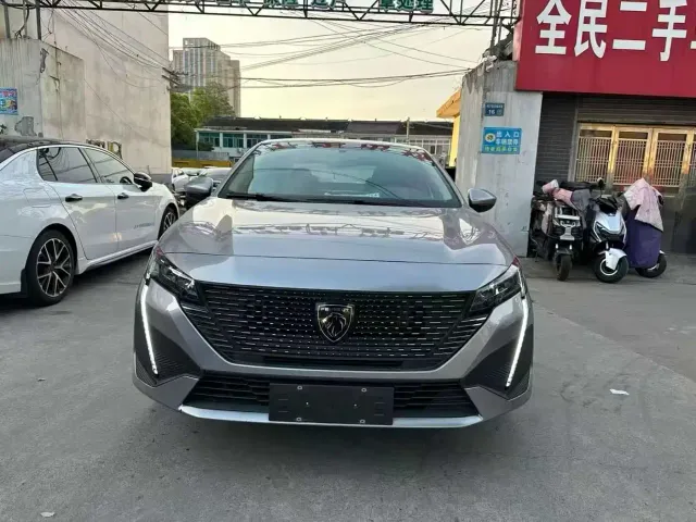 Peugeot 408 — Фото автомобиля 2