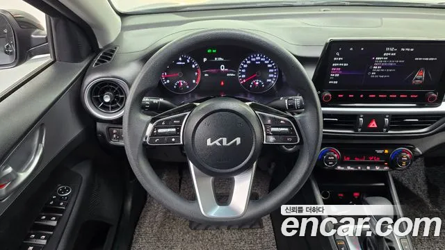 Kia K3 Generation 2 — Фото автомобиля 13