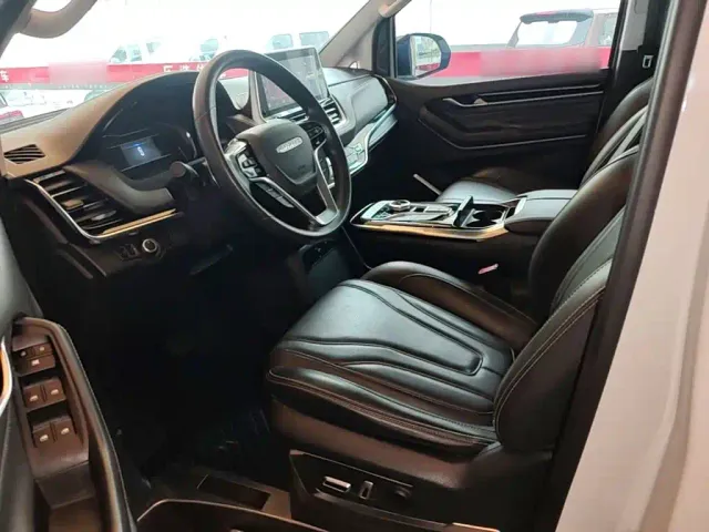 Maxus G20 — Фото автомобиля 14