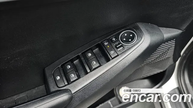 Kia Seltos — Фото автомобиля 19