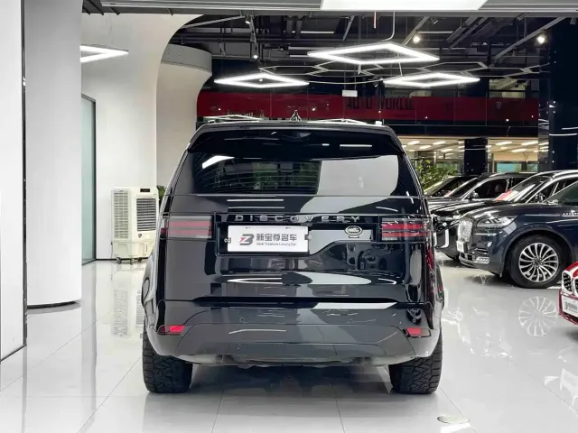 Land Rover Discovery — Фото автомобиля 9