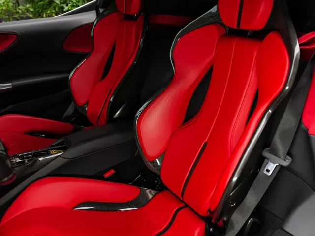 Ferrari SF90 — Фото автомобиля 20