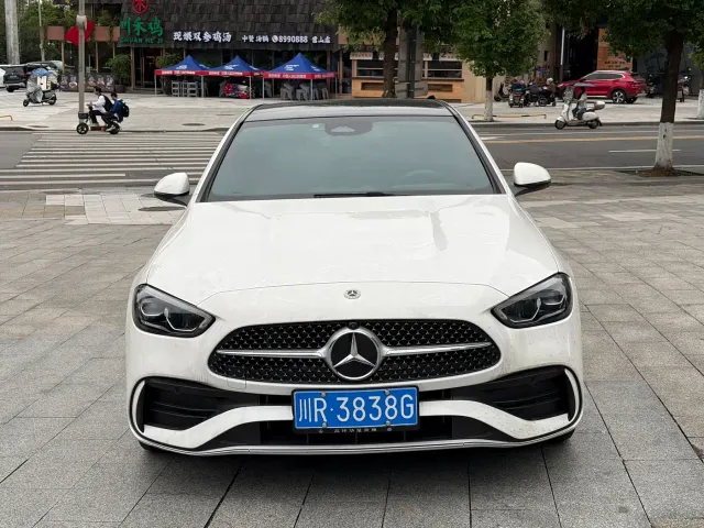 Mercedes-Benz C-Class — Фото автомобиля 3