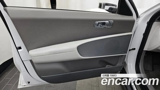 Hyundai Ioniq6 Long Range AWD — Фото автомобиля 18