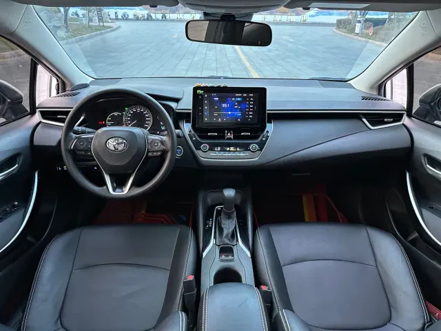 Toyota Corolla — Фото автомобиля 9
