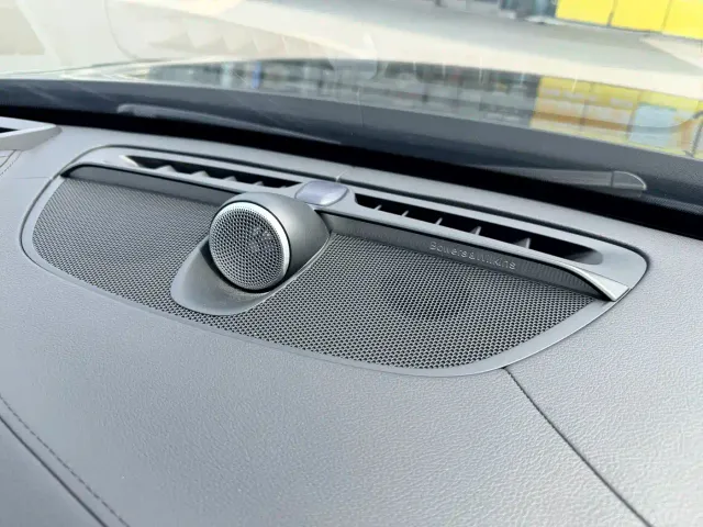 Volvo XC90 — Фото автомобиля 14
